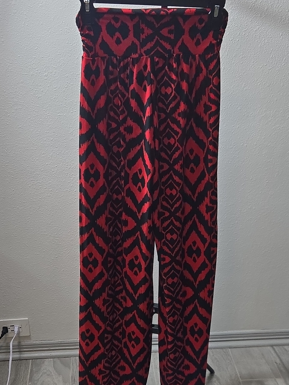 Red and Black Wide-Leg Printed Jumpsuit Pants